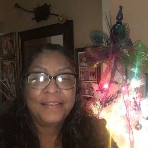 Meet your Posher, Isabel